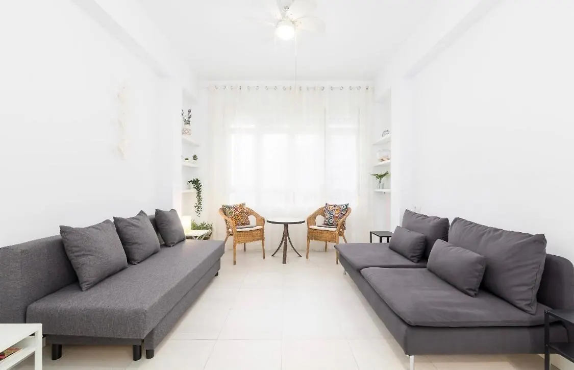 Suite Homes Santa Lucia contacts