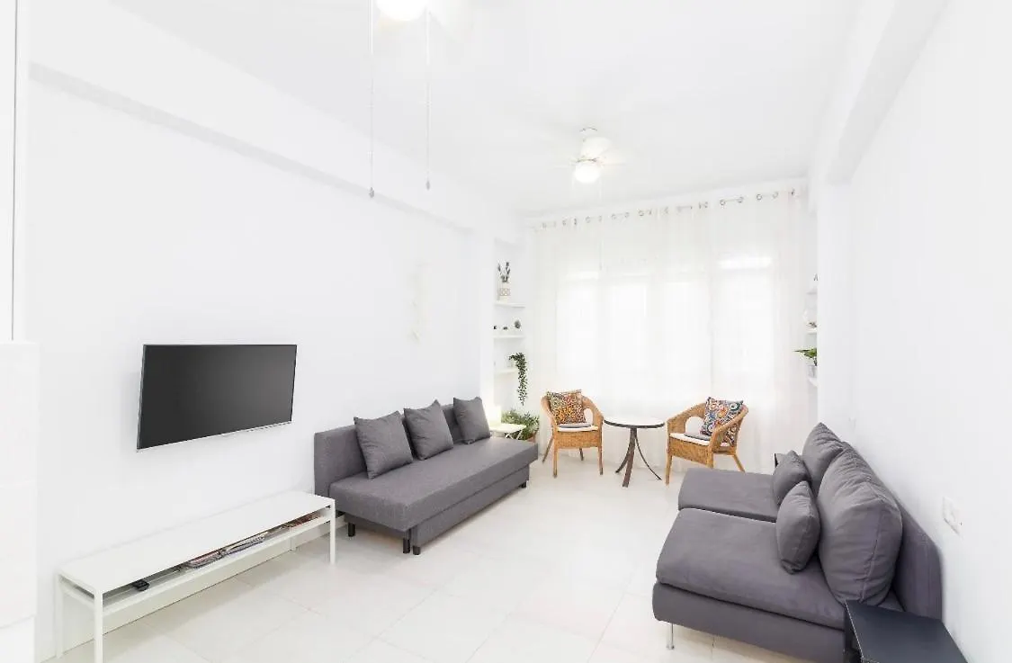 Suite Homes Santa Lucia Malaga Apartment